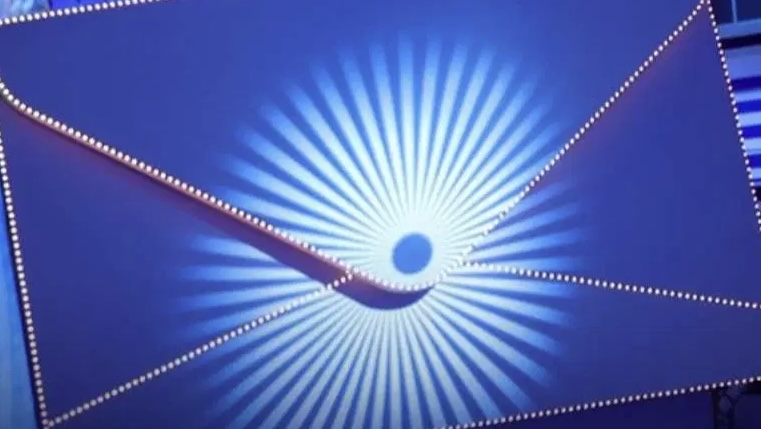 C’è posta per te”: il ritorno del programma che fa battere il cuore degli italiani